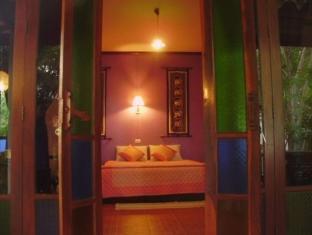 The Emerald Bungalows